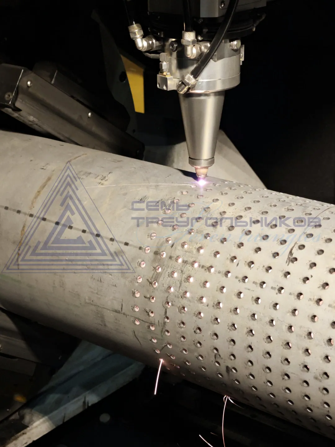 Перфорированная нержавеющая труба